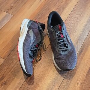 Brooks Men's Athletic Running Shoes - Ravenna 10